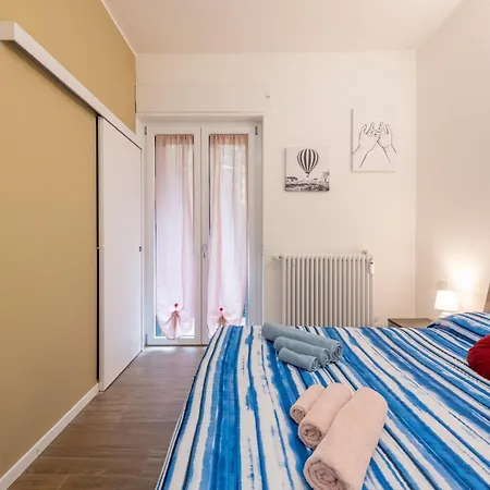 Lucky Flat, Un Momento Di Relax. * Mailand
